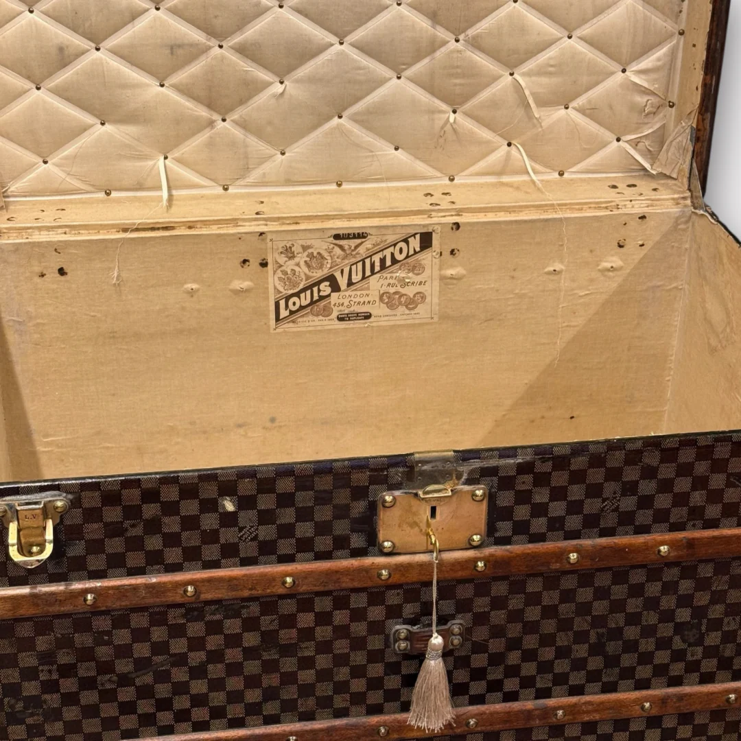 Louis Vuitton Damier courrier trunk - Image 5